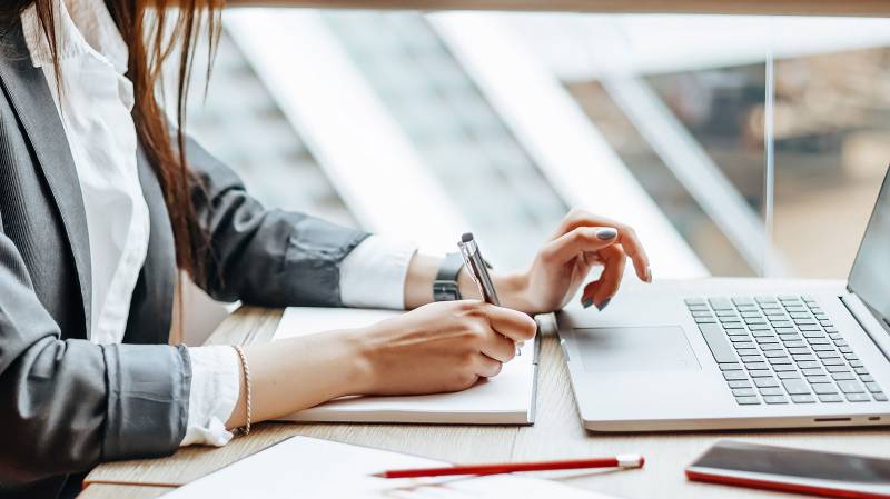 Bilan de Compétences Manager Tertiaire à Lyon : L'expertise d'un Tiers