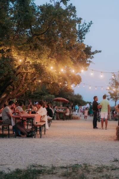 Trouver un glacier 100% maison Puyricard LOUCAU